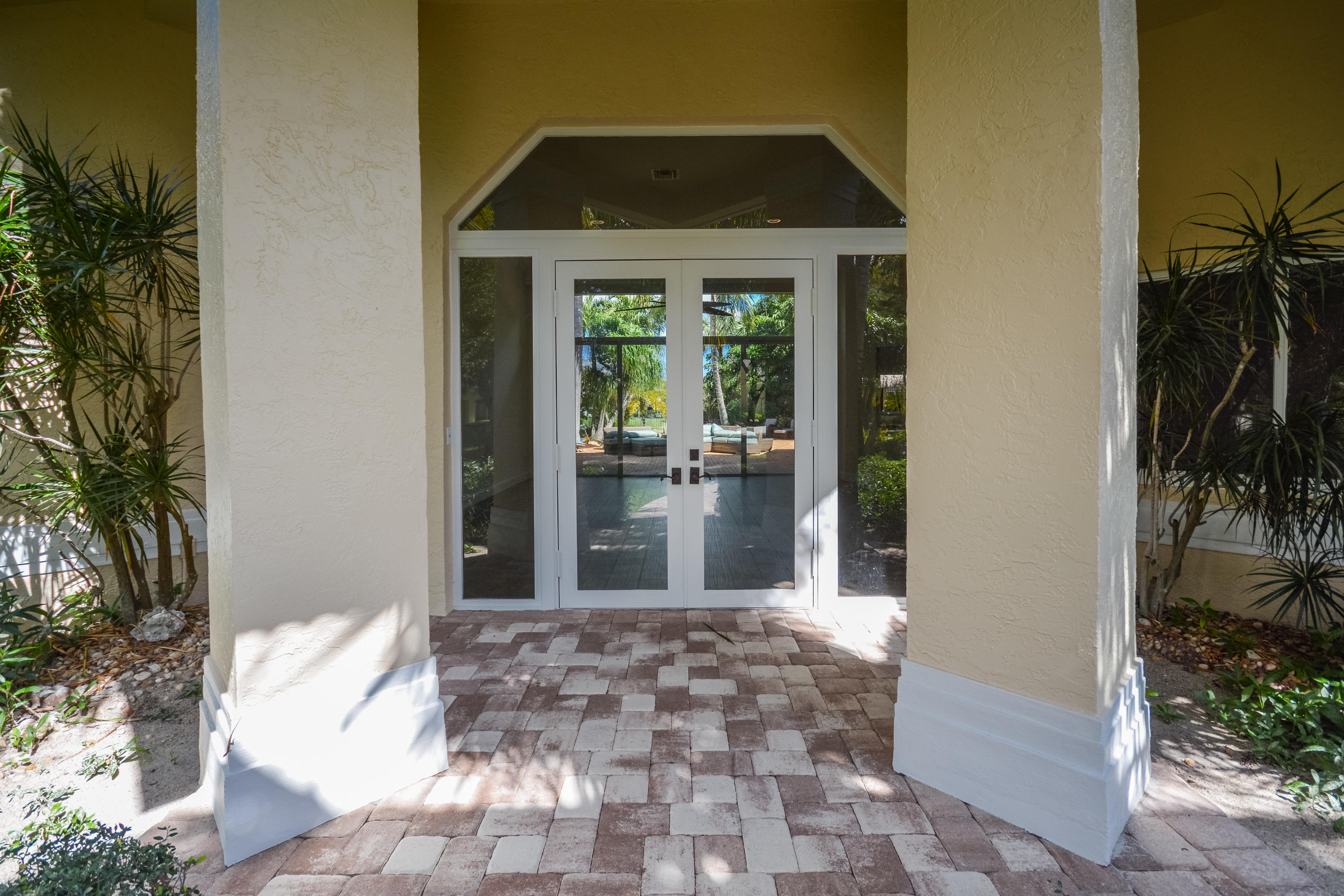 1970 Parkside Circle South Boca Raton, FL 33486 - Photo 3 of 42 1970 SW 22nd Avenue Cir_Heidi Berk_28