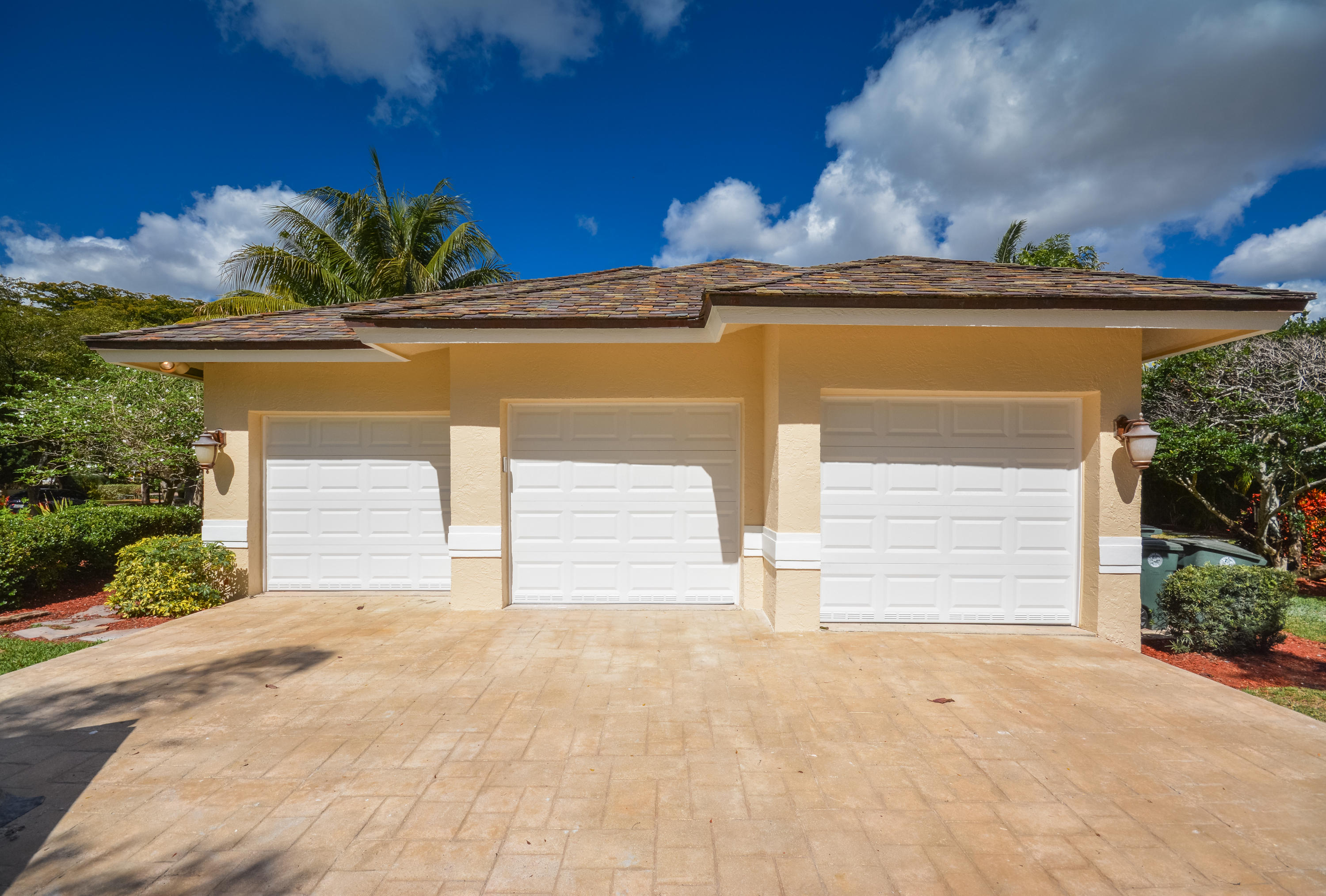 1970 Parkside Circle South Boca Raton, FL 33486 - Photo 4 of 42 1970 SW 22nd Avenue Cir_Heidi Berk_29