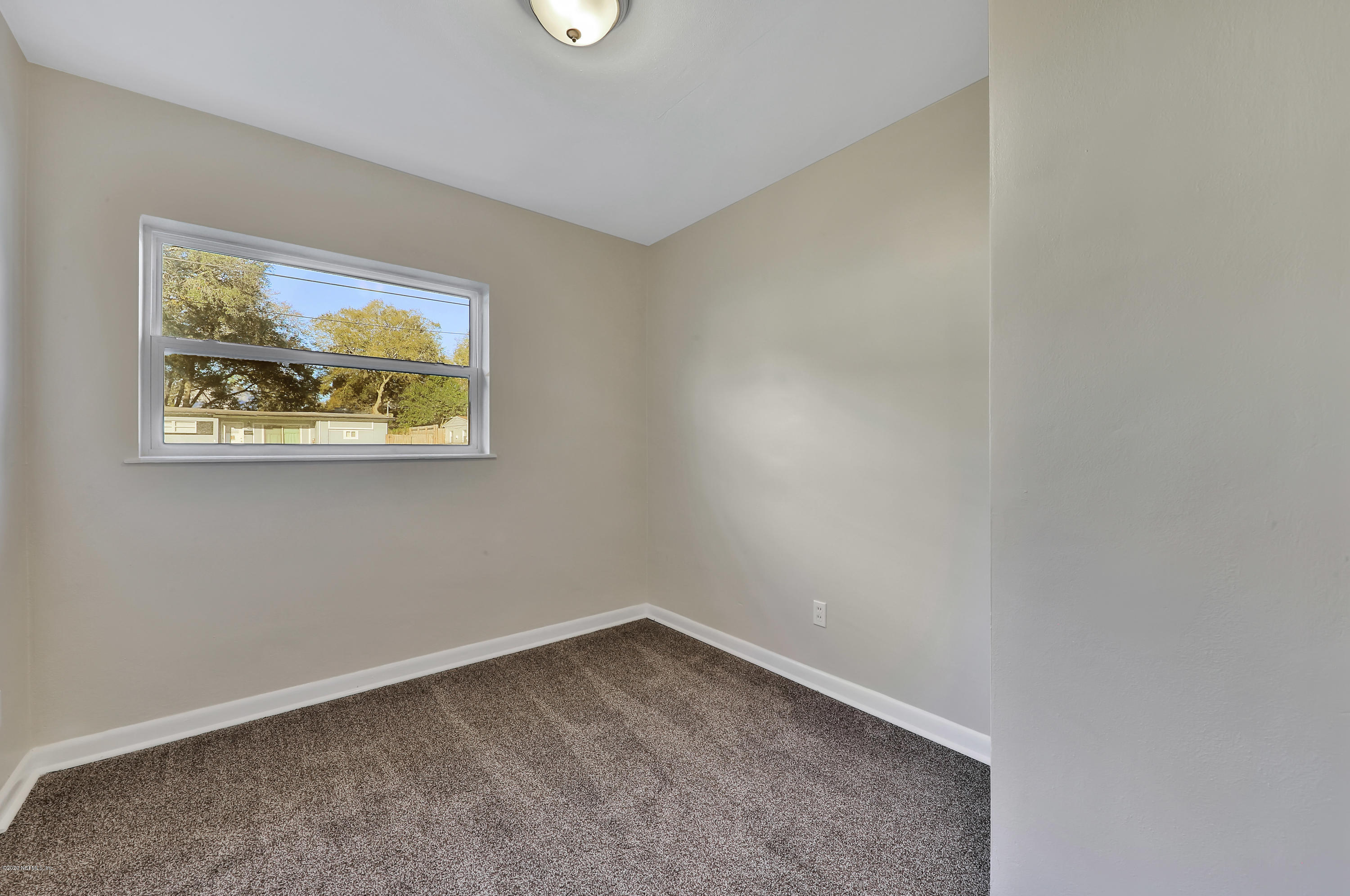 2909 Kline Road Jacksonville, FL 32246 - Photo 9 of 19 1R4A7147