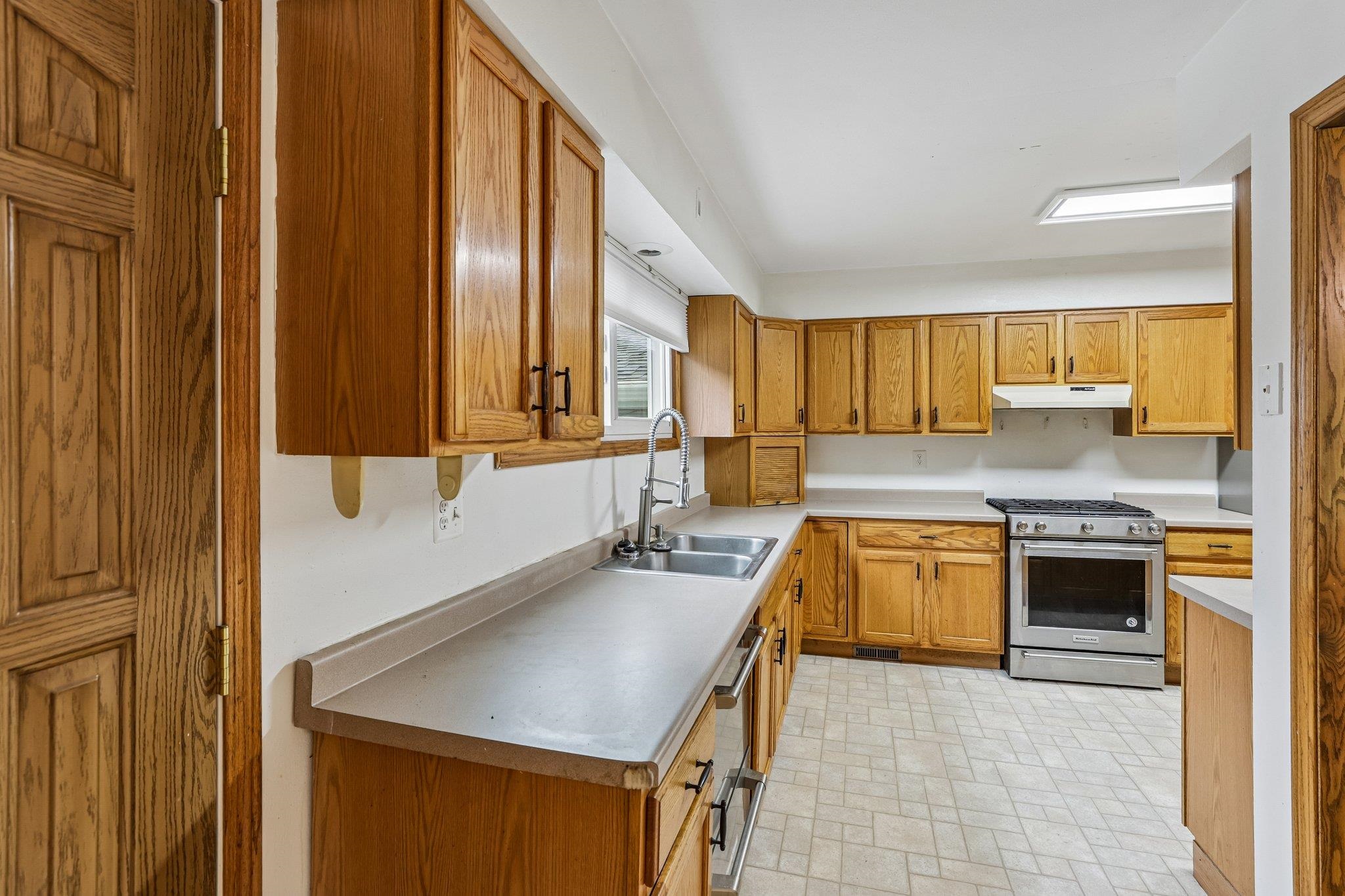 4833 Windsor Prairie Road DeForest, WI 53532 - Photo 18 of 53