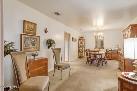 $260,000 | 223 West Port Street, St. Martinville, LA 70582