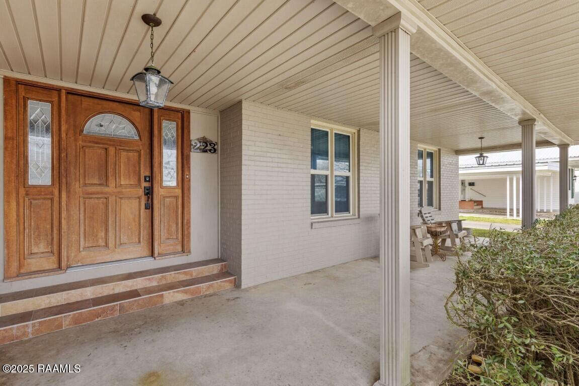 223 West Port Street St. Martinville, LA 70582 - Photo 3 of 38 3-web-or-mls-223 Port St-3
