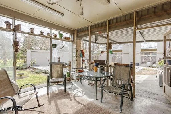 $260,000 | 223 West Port Street, St. Martinville, LA 70582