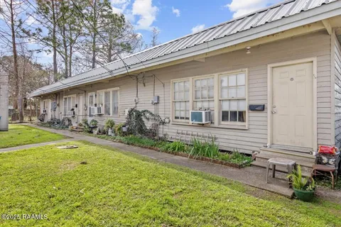 $260,000 | 223 West Port Street, St. Martinville, LA 70582