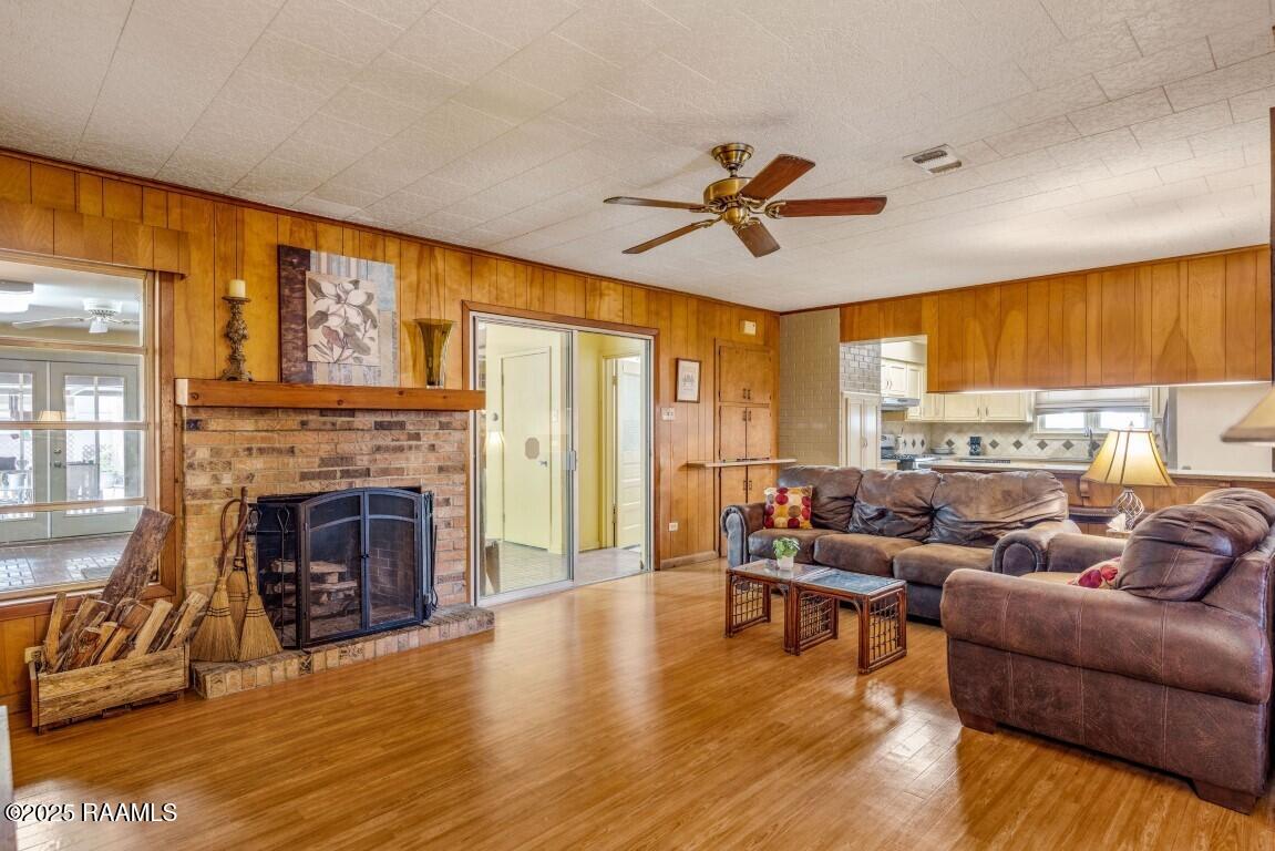 223 West Port Street St. Martinville, LA 70582 - Photo 7 of 38 7-web-or-mls-223 Port St-7