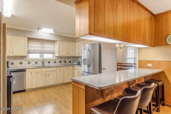 $260,000 | 223 West Port Street, St. Martinville, LA 70582