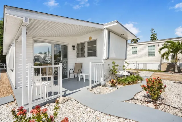 $109,900 | 8573 Southwest 16th Street, Davie, FL 33324