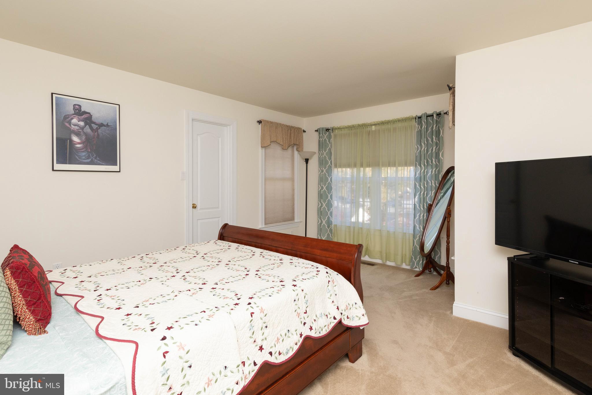 944 Old Ford Road Huntingdon Valley, PA 19006 - Photo 29 of 40
