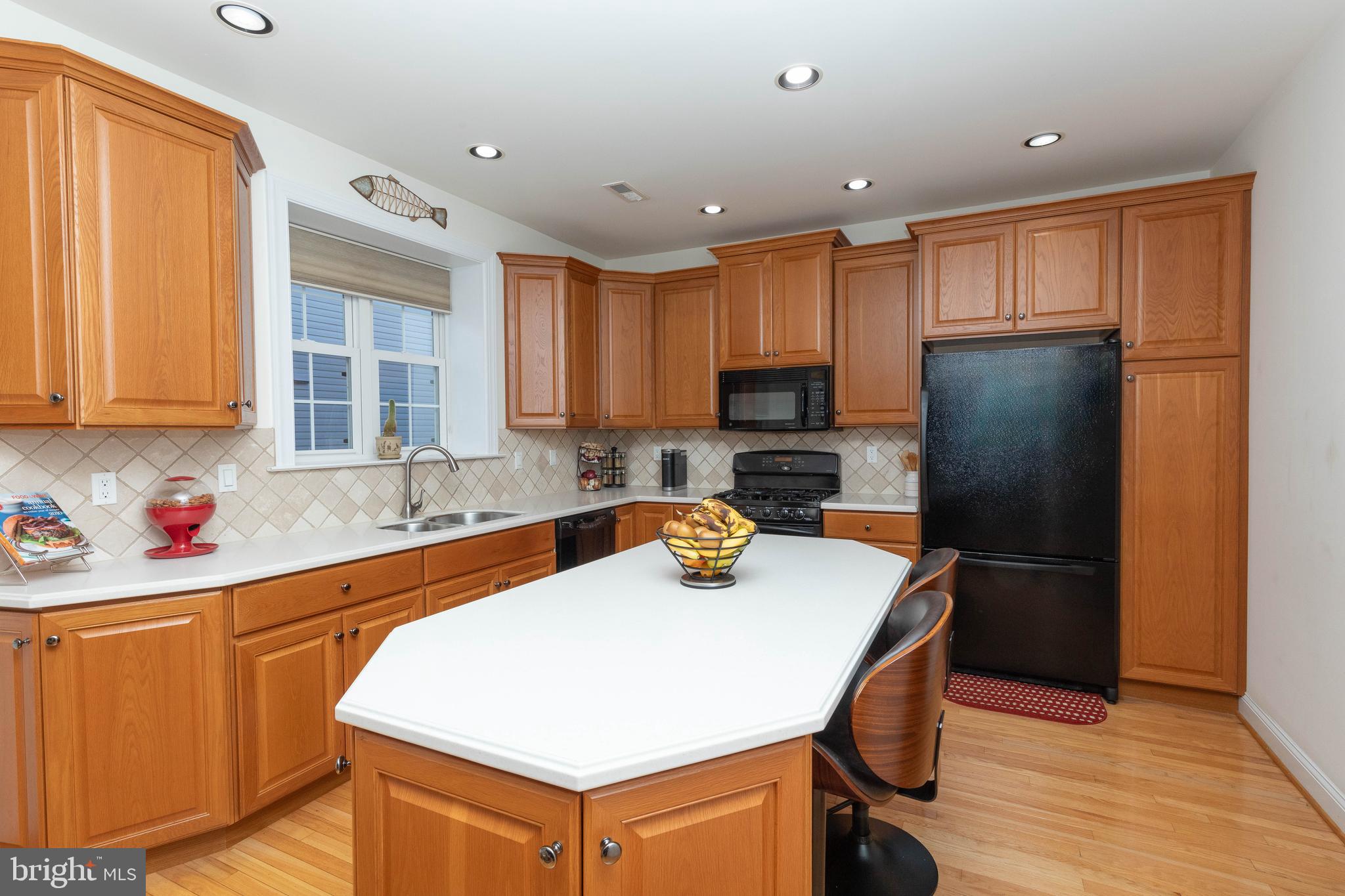 944 Old Ford Road Huntingdon Valley, PA 19006 - Photo 9 of 40