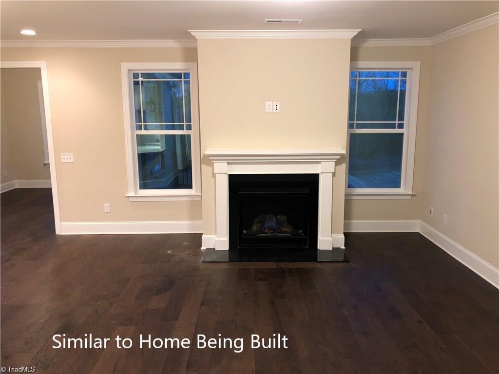 5504 Rambling Road Greensboro, NC 27409 - Photo 4 of 33