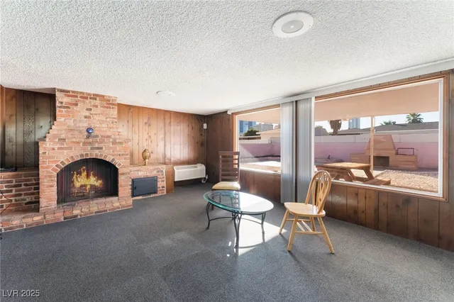 $2,250 | 2112 South Van Patten Place, Las Vegas, NV 89104