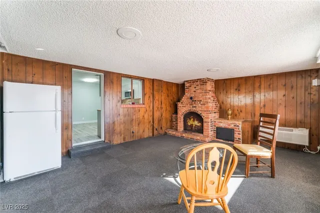 $2,250 | 2112 South Van Patten Place, Las Vegas, NV 89104