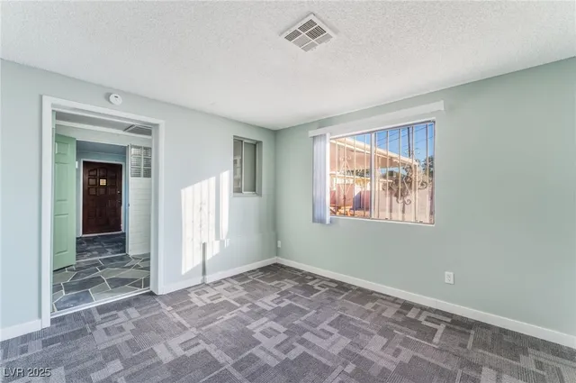 $2,250 | 2112 South Van Patten Place, Las Vegas, NV 89104