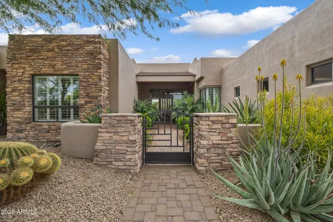 $1,850,000 | 10949 East Dale Lane, Scottsdale, AZ 85262