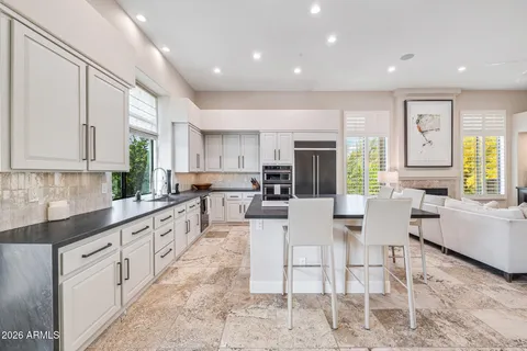$1,850,000 | 10949 East Dale Lane, Scottsdale, AZ 85262