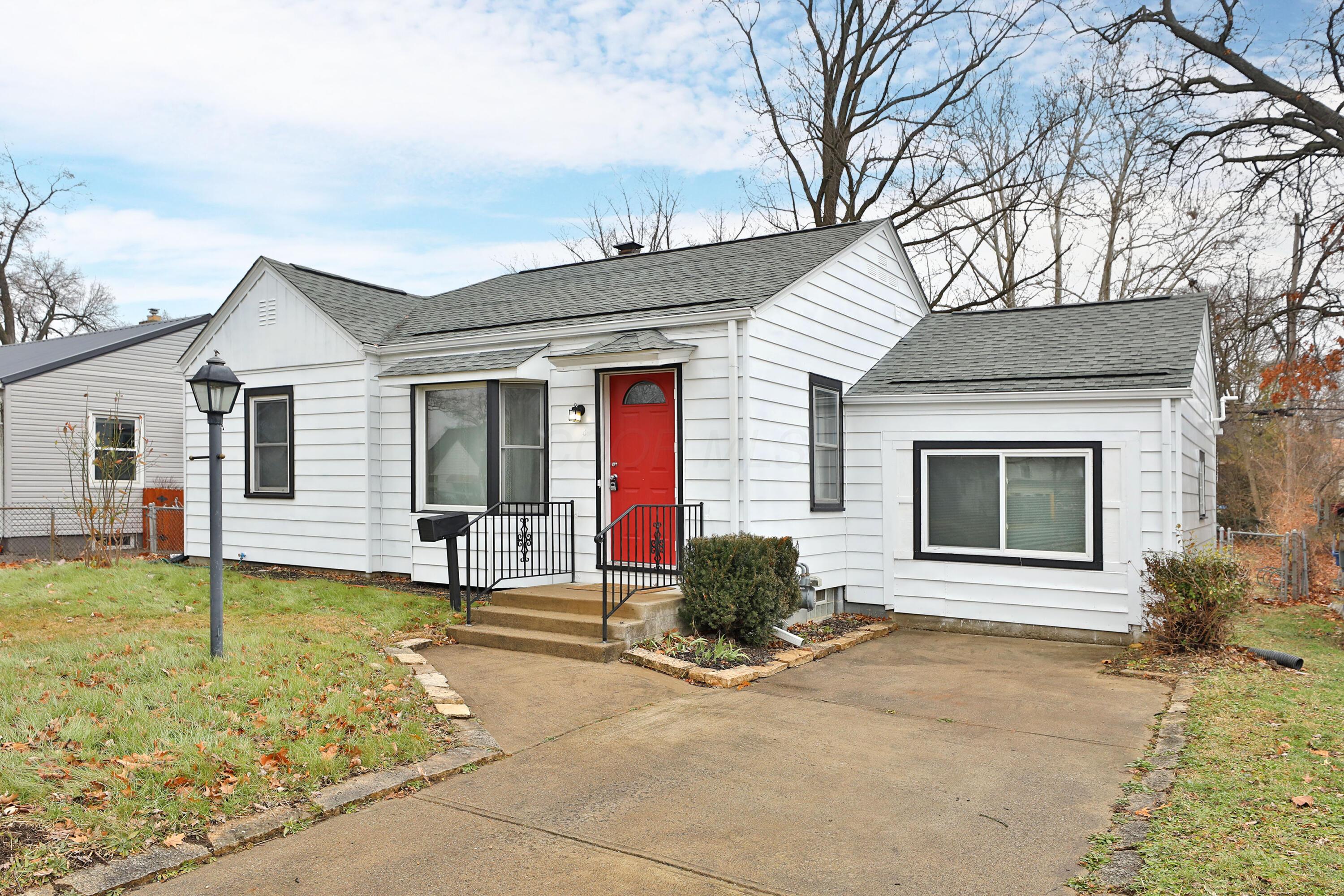 124 North Gould Road Columbus, OH 43209 - Photo 3 of 45 126-N-Gould-03