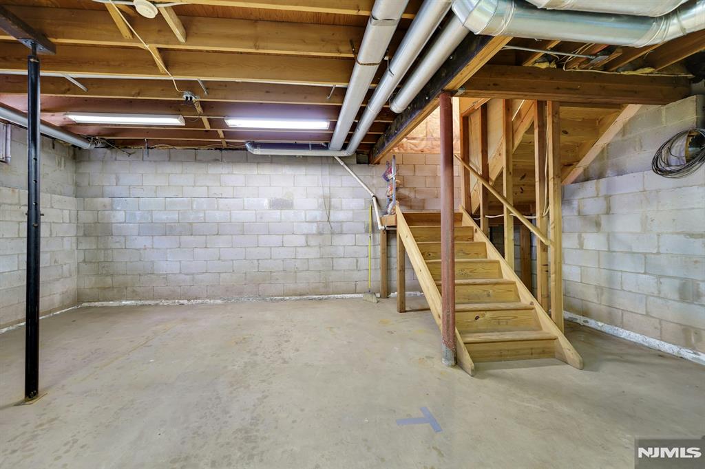 104 Steinmetz Road Hillsborough, NJ 08844 - Photo 28 of 50