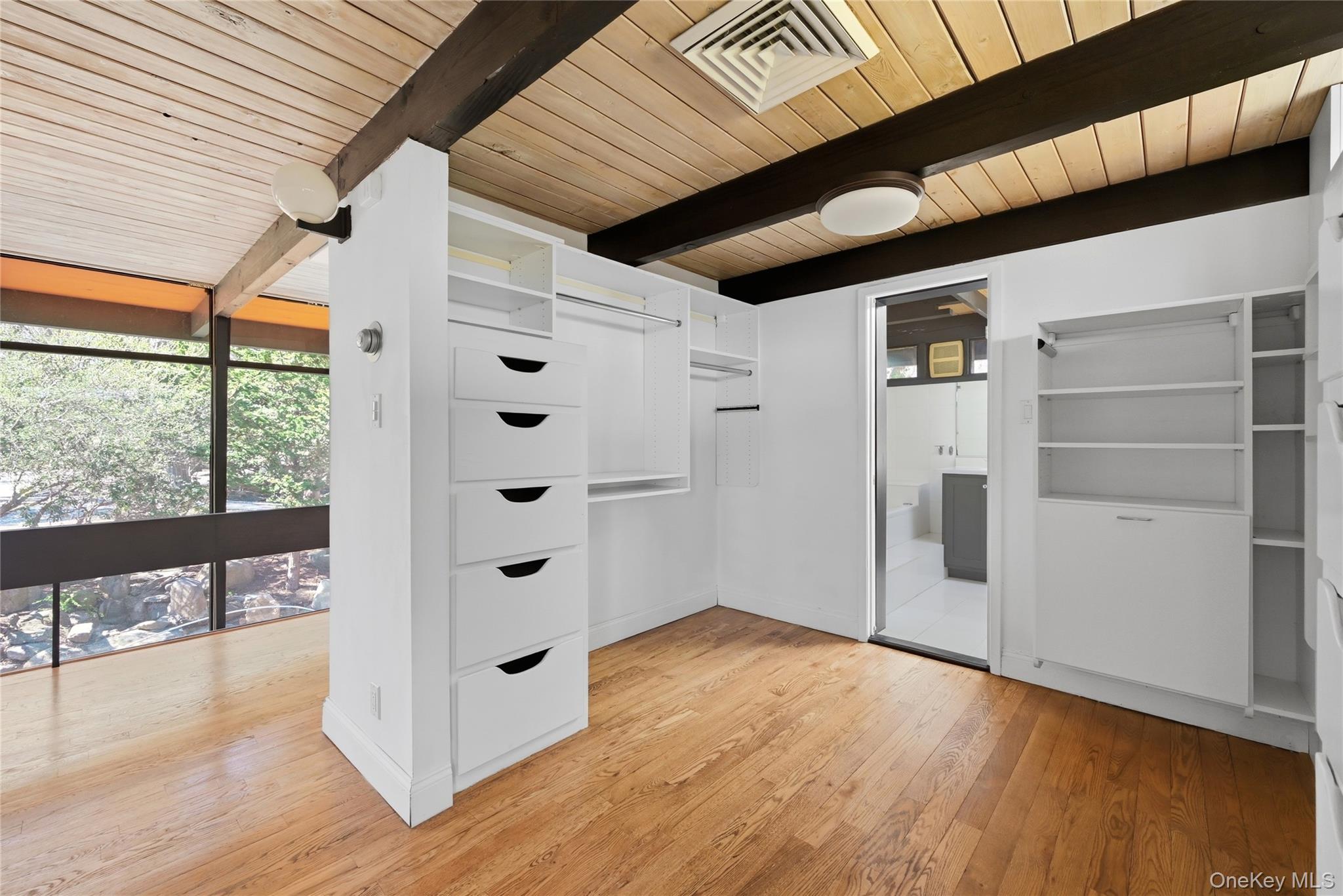 8 Dolphins Rise, Unit RISE Lloyd Neck, NY 11743 - Photo 12 of 32