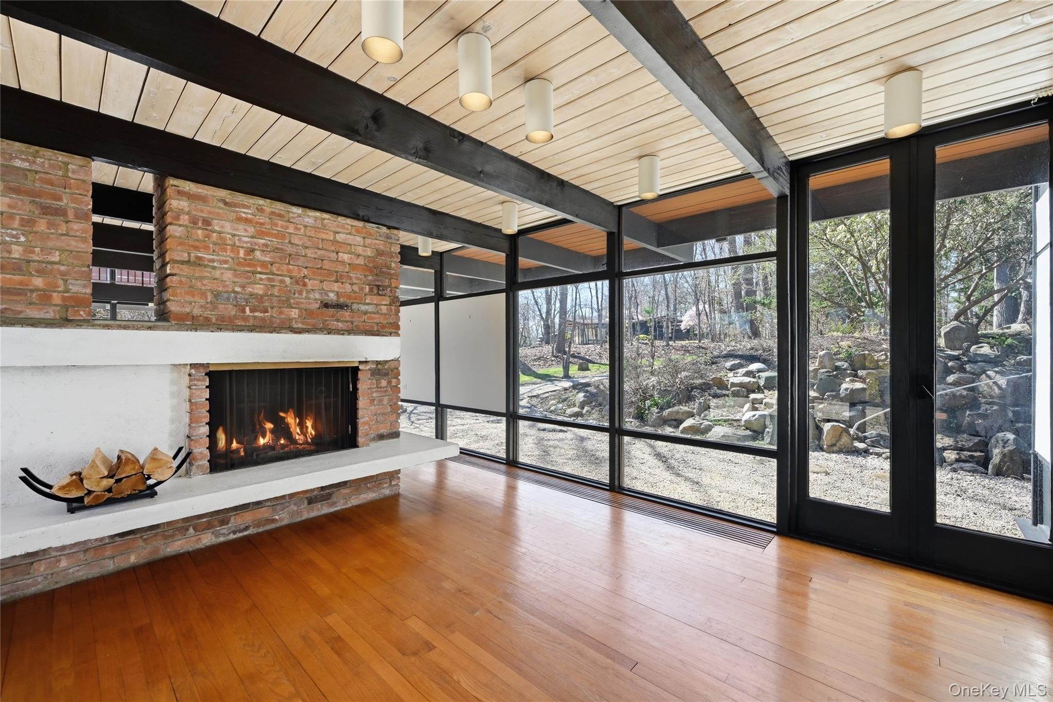 8 Dolphins Rise, Unit RISE Lloyd Neck, NY 11743 - Photo 3 of 32