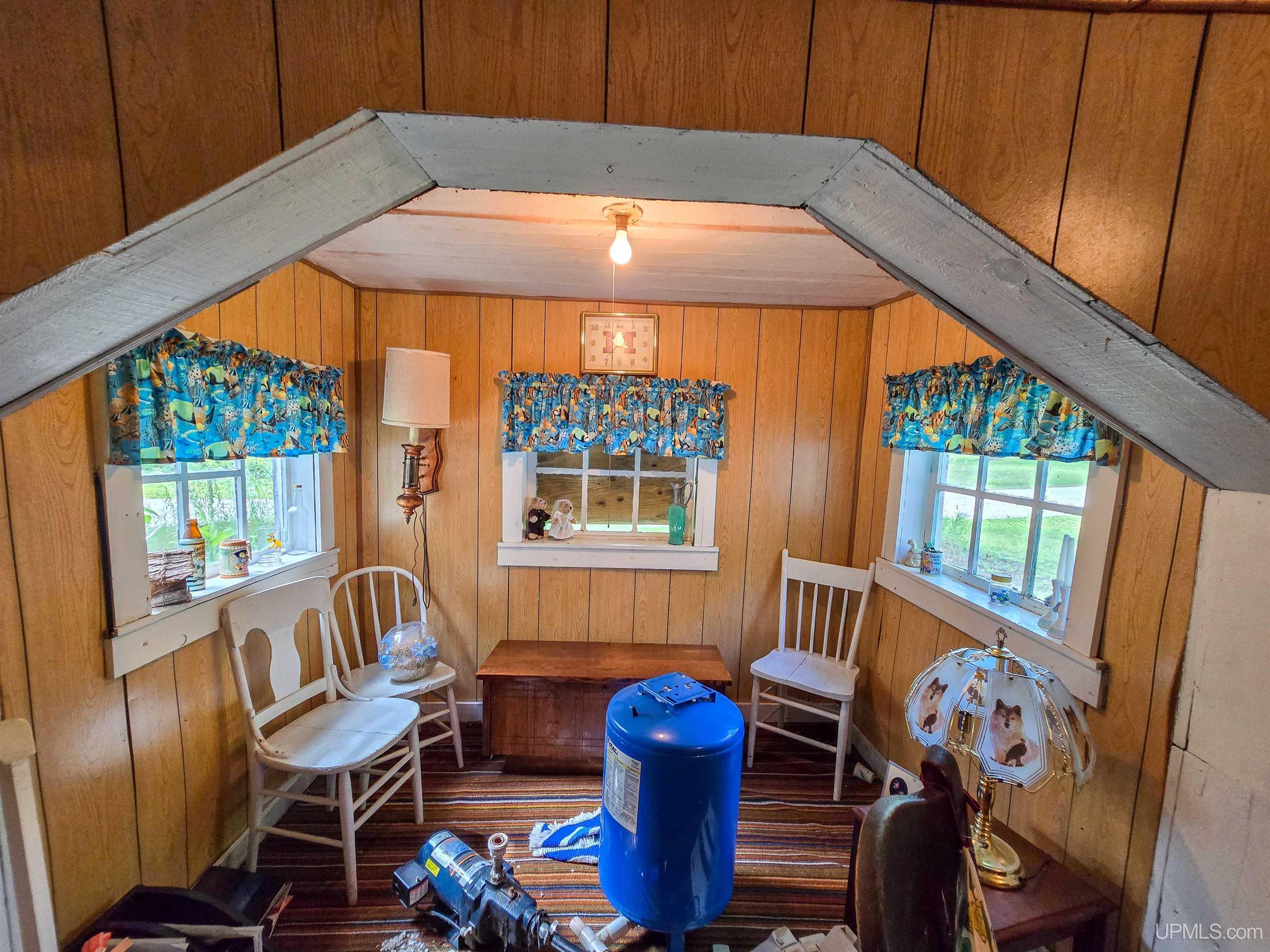 9962 Graves Road Manistique, MI 49854 - Photo 4 of 32 Gallery Image 4