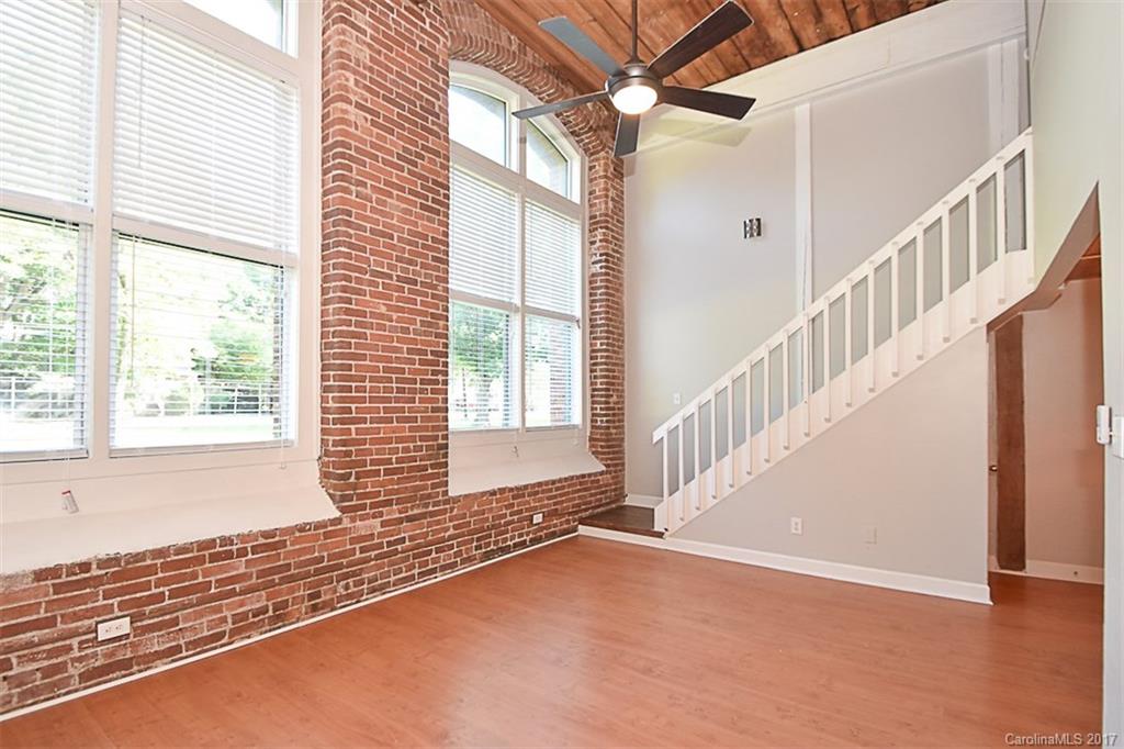 201 South Hoskins Road, Unit 112 Charlotte, NC 28208 - Photo 1 of 21