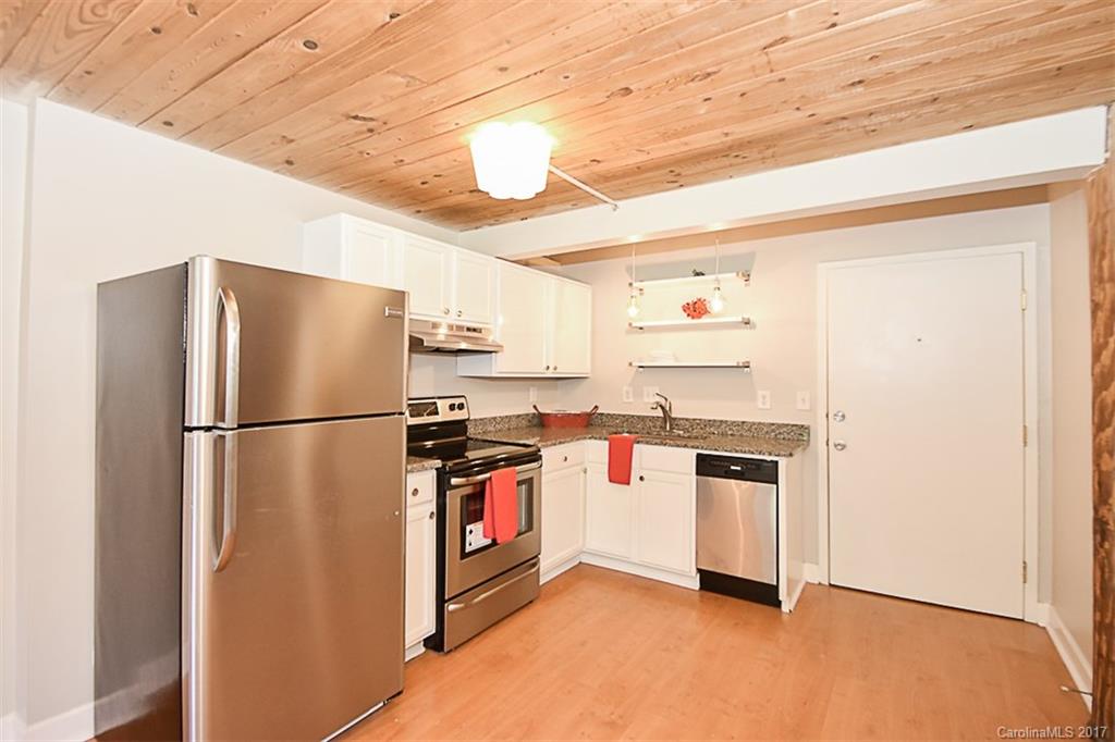 201 South Hoskins Road, Unit 112 Charlotte, NC 28208 - Photo 3 of 21