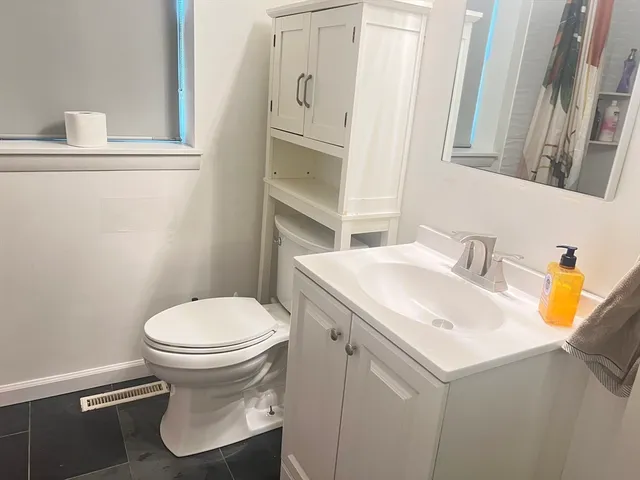 $2,100 | 11 Lake Shore Court, Unit 2, Boston, MA 02135