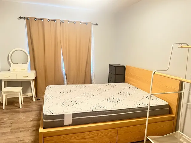 $2,100 | 11 Lake Shore Court, Unit 2, Boston, MA 02135