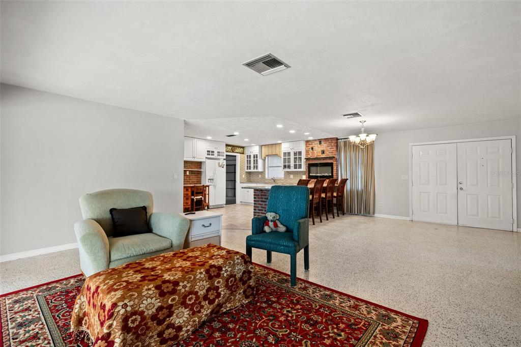 6422 Fairlawn Street Spring Hill, FL 34606 - Photo 7 of 43