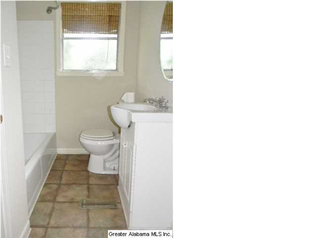 615 1st Avenue West Alabaster, AL 35007 - Photo 14 of 31