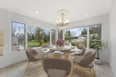 $1,888,000 | 10 Cherry Lane, Scarsdale, NY 10583