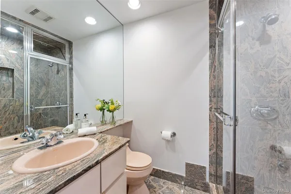 $1,888,000 | 10 Cherry Lane, Scarsdale, NY 10583