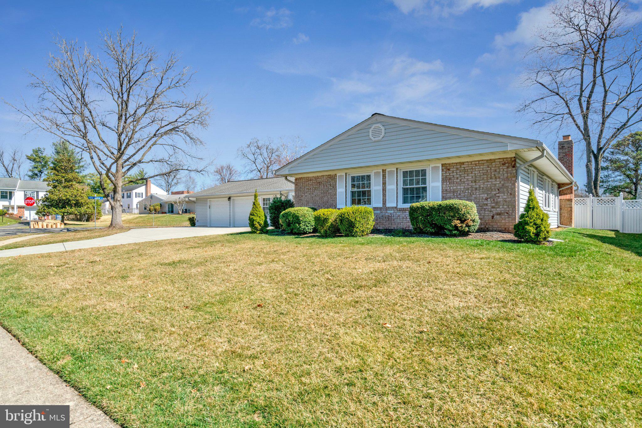 4103 Port Rae Lane Fairfax, VA 22033 - Photo 3 of 47 Gallery Image 3