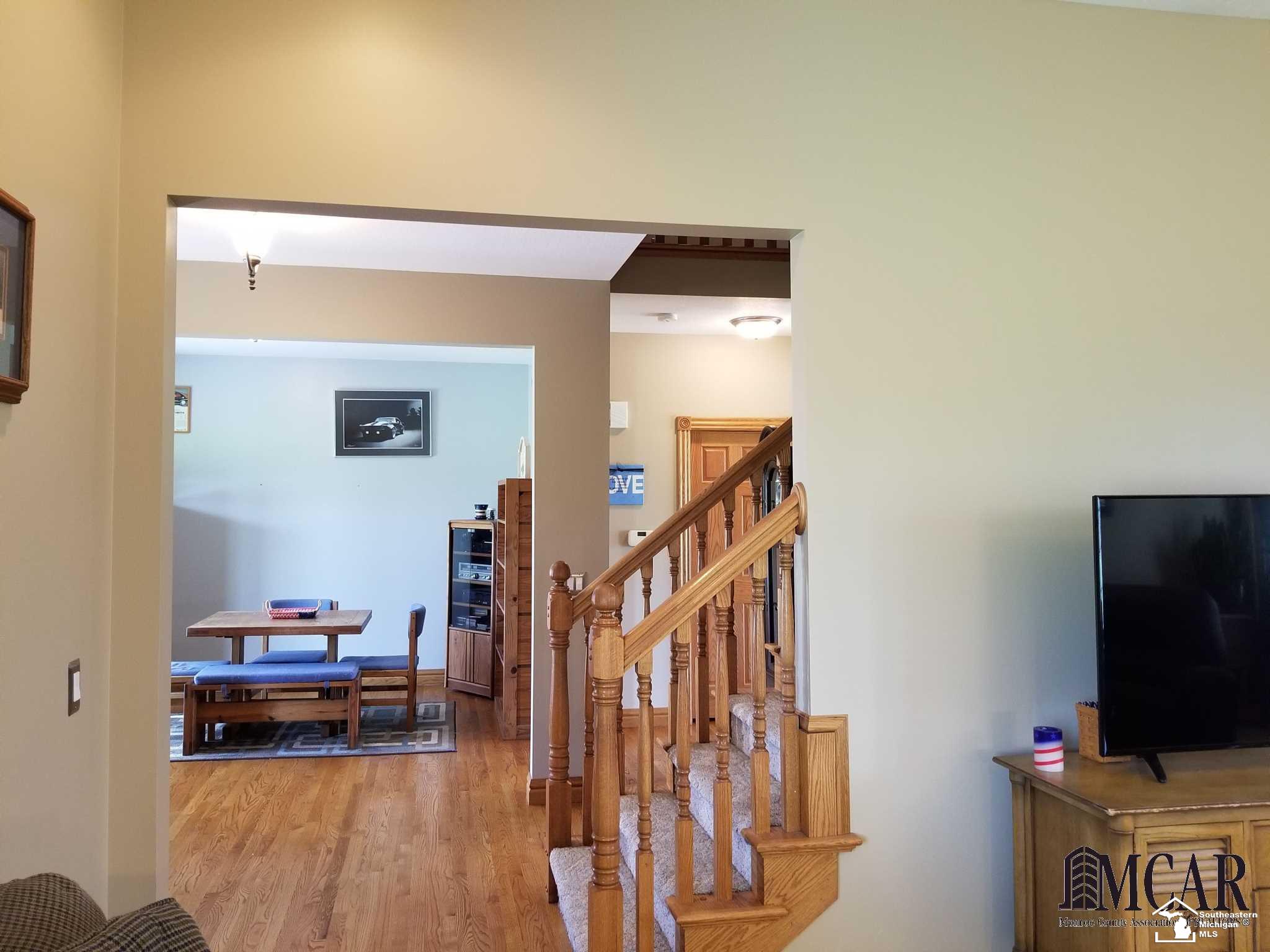 184 West Labo Road Carleton, MI 48117 - Photo 13 of 31 21453950-12.JPG