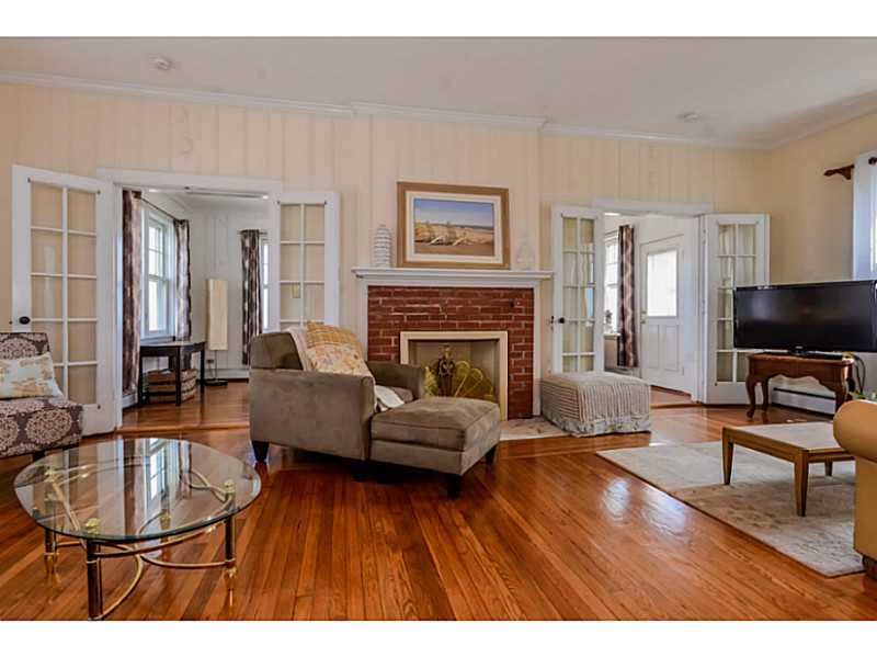 Living Room.