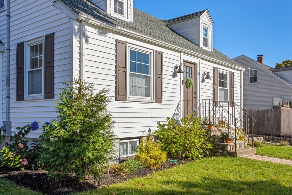 15 Marion Road Saugus, MA 01906 - Photo 39 of 40 Gallery Image 39