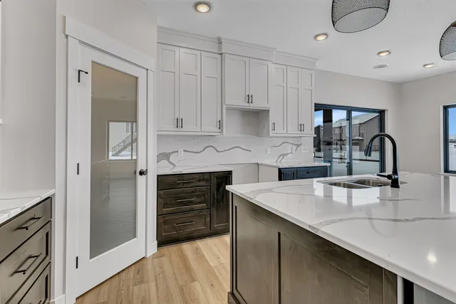 $549,900 | 1021 24th Street North, Sartell, MN 56377