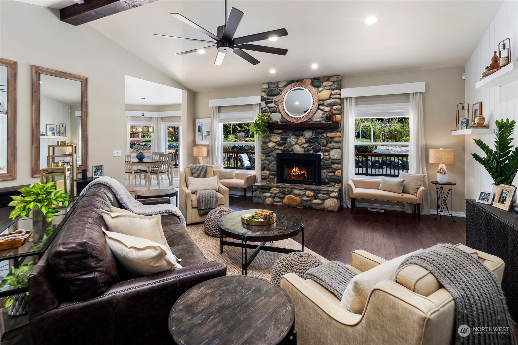 314 North Camano Ridge Road Camano Island, WA 98282 - Photo 9 of 40 Gallery Image 9