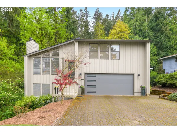 $699,900 | 6002 Skyline Circle, West Linn, OR 97068
