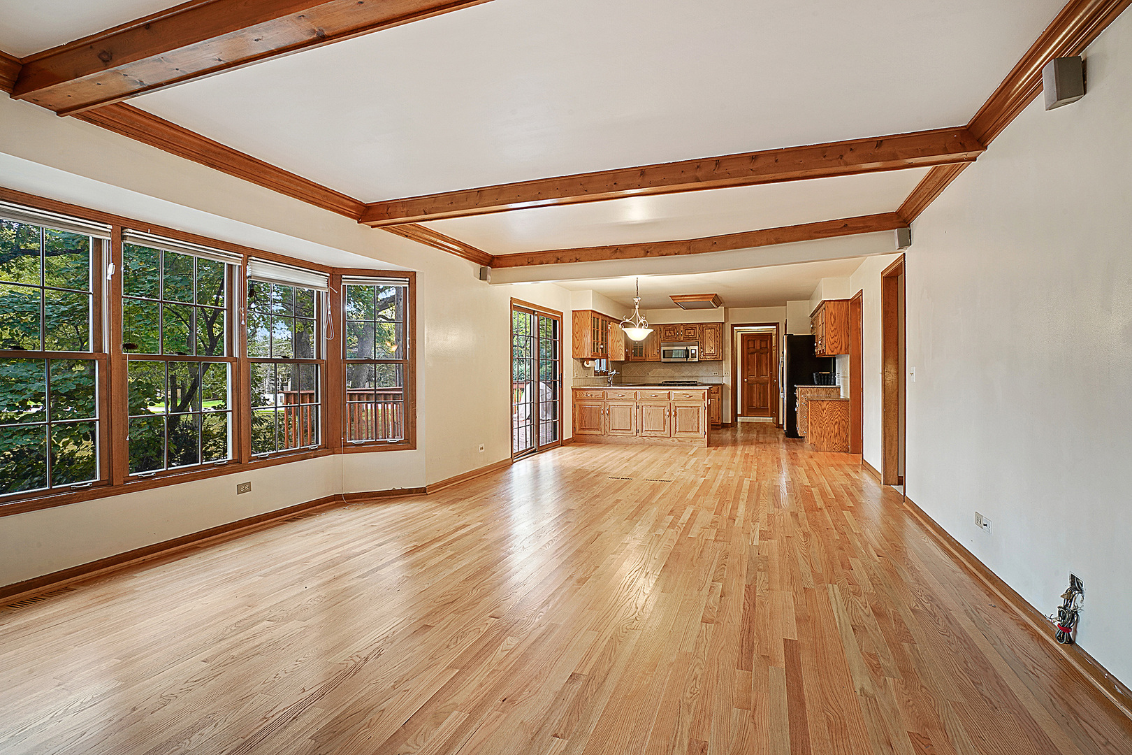 27W233 Jewell Road Winfield, IL 60190 - Photo 16 of 47