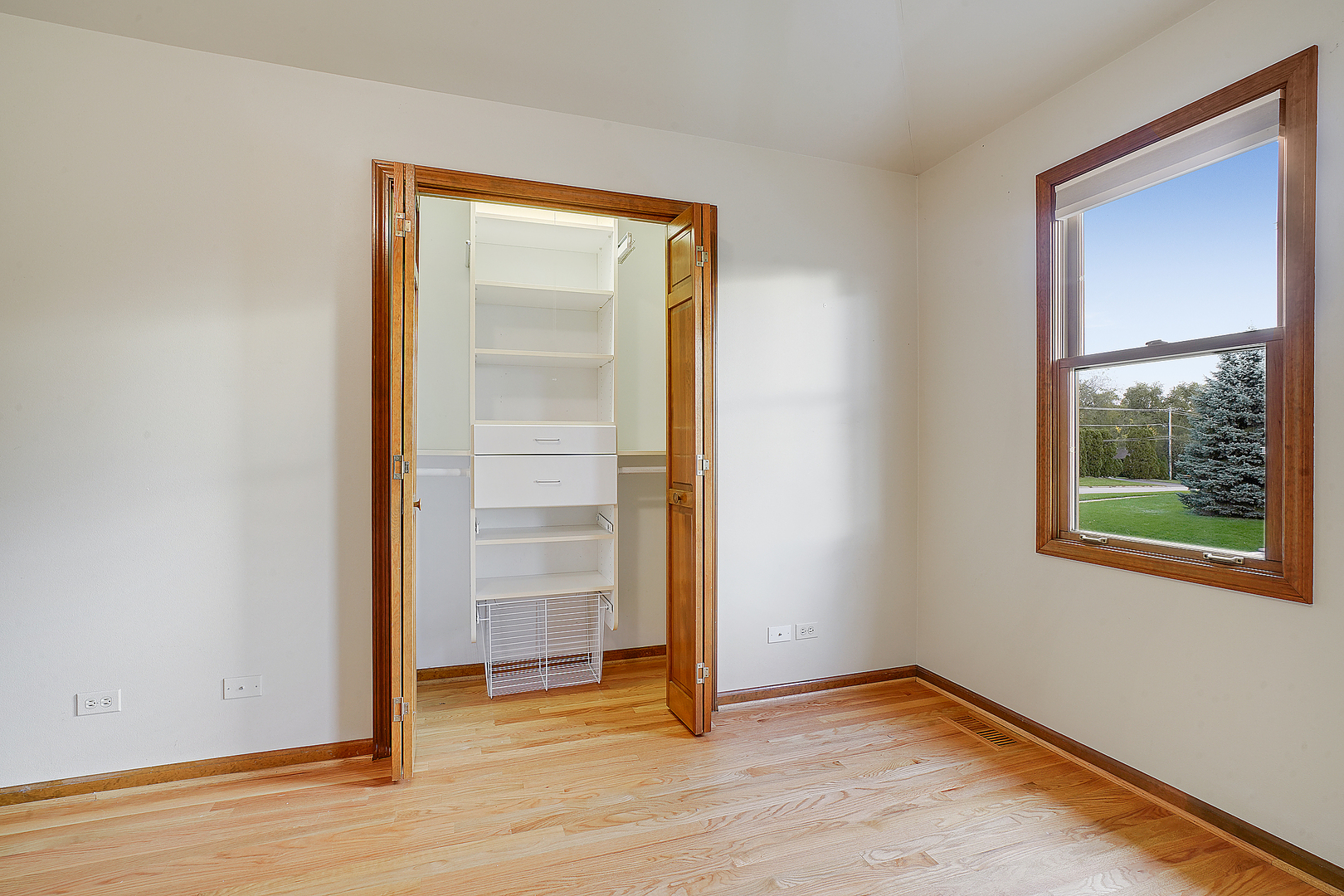 27W233 Jewell Road Winfield, IL 60190 - Photo 25 of 47