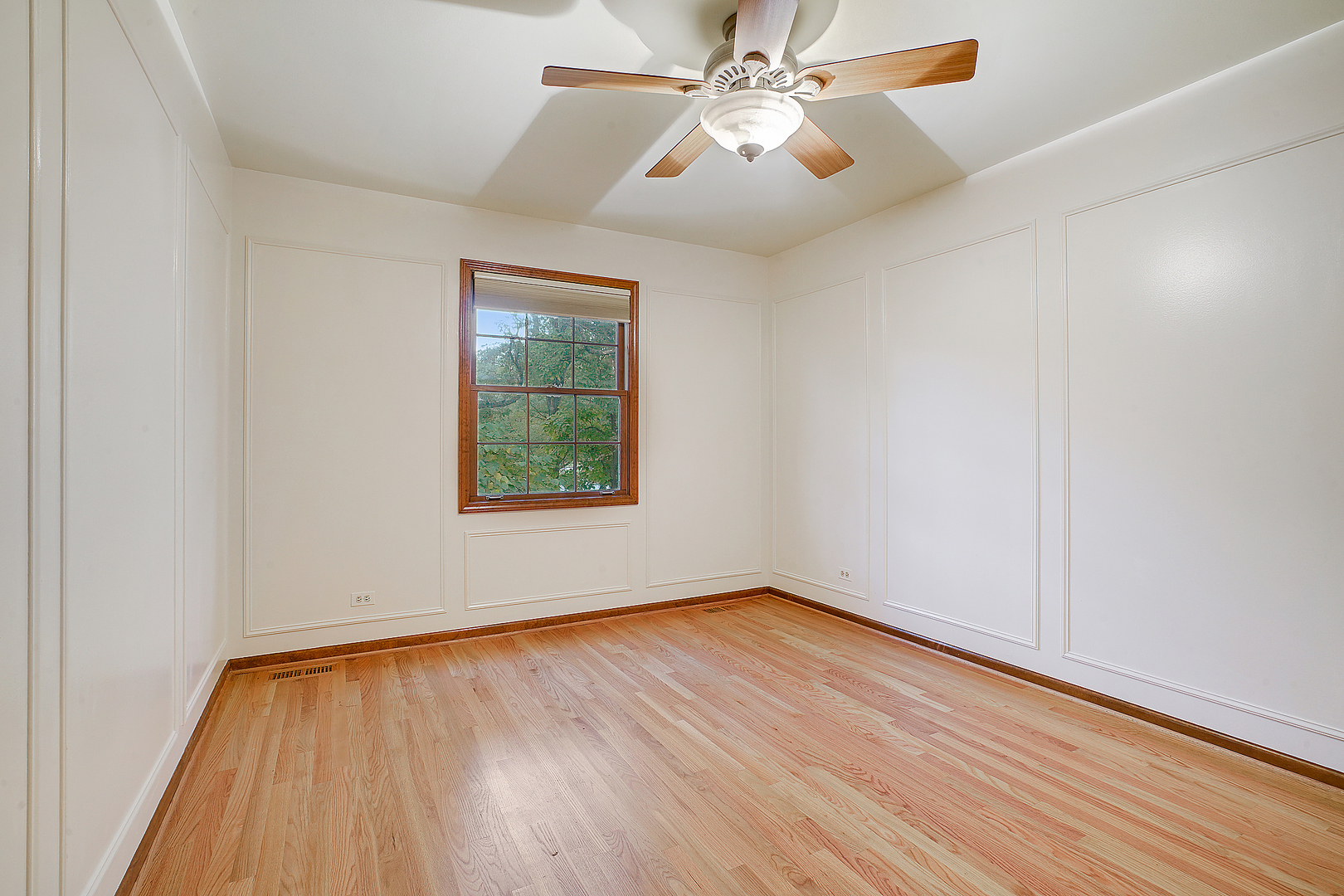 27W233 Jewell Road Winfield, IL 60190 - Photo 30 of 47