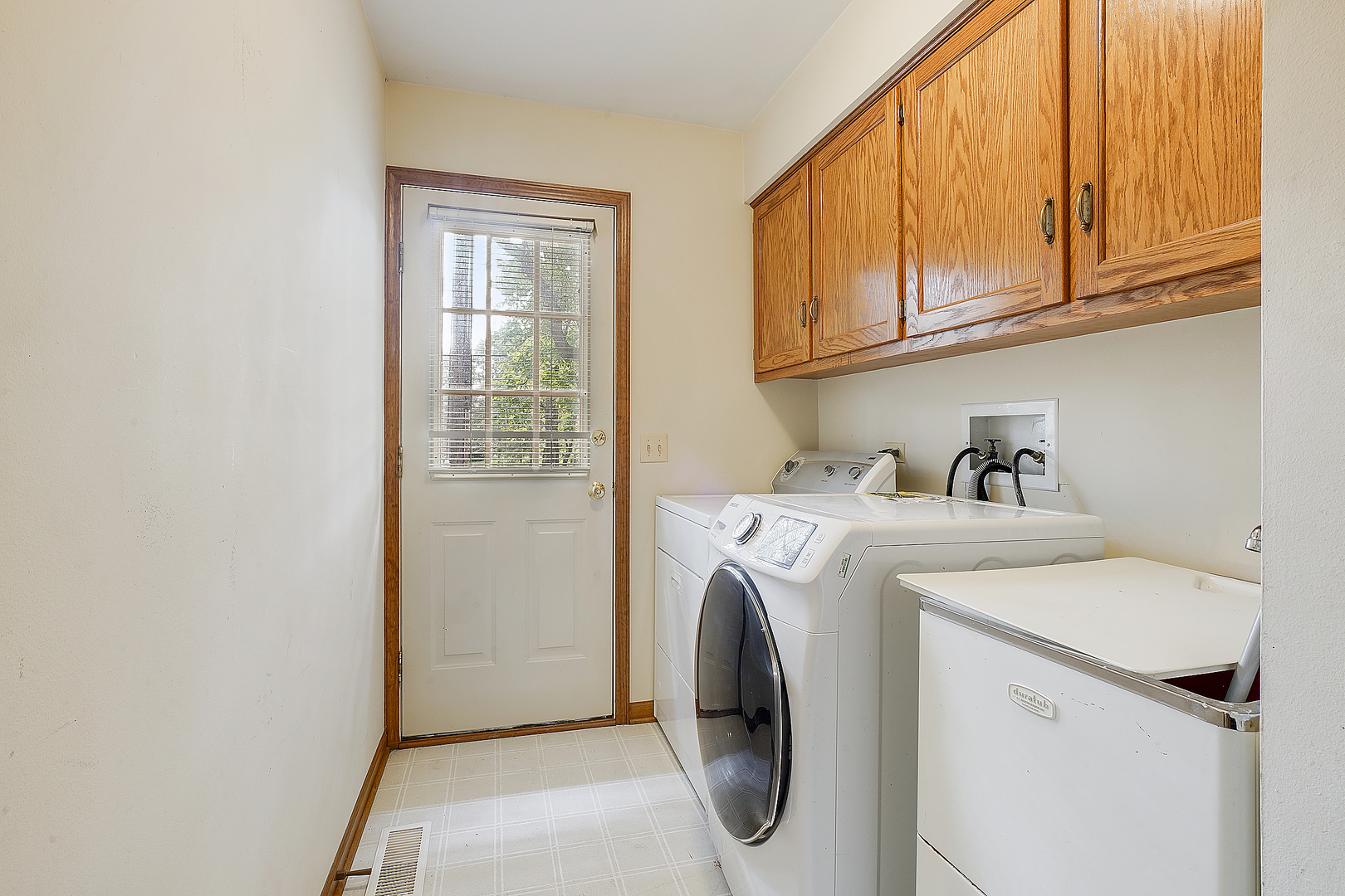 27W233 Jewell Road Winfield, IL 60190 - Photo 32 of 47