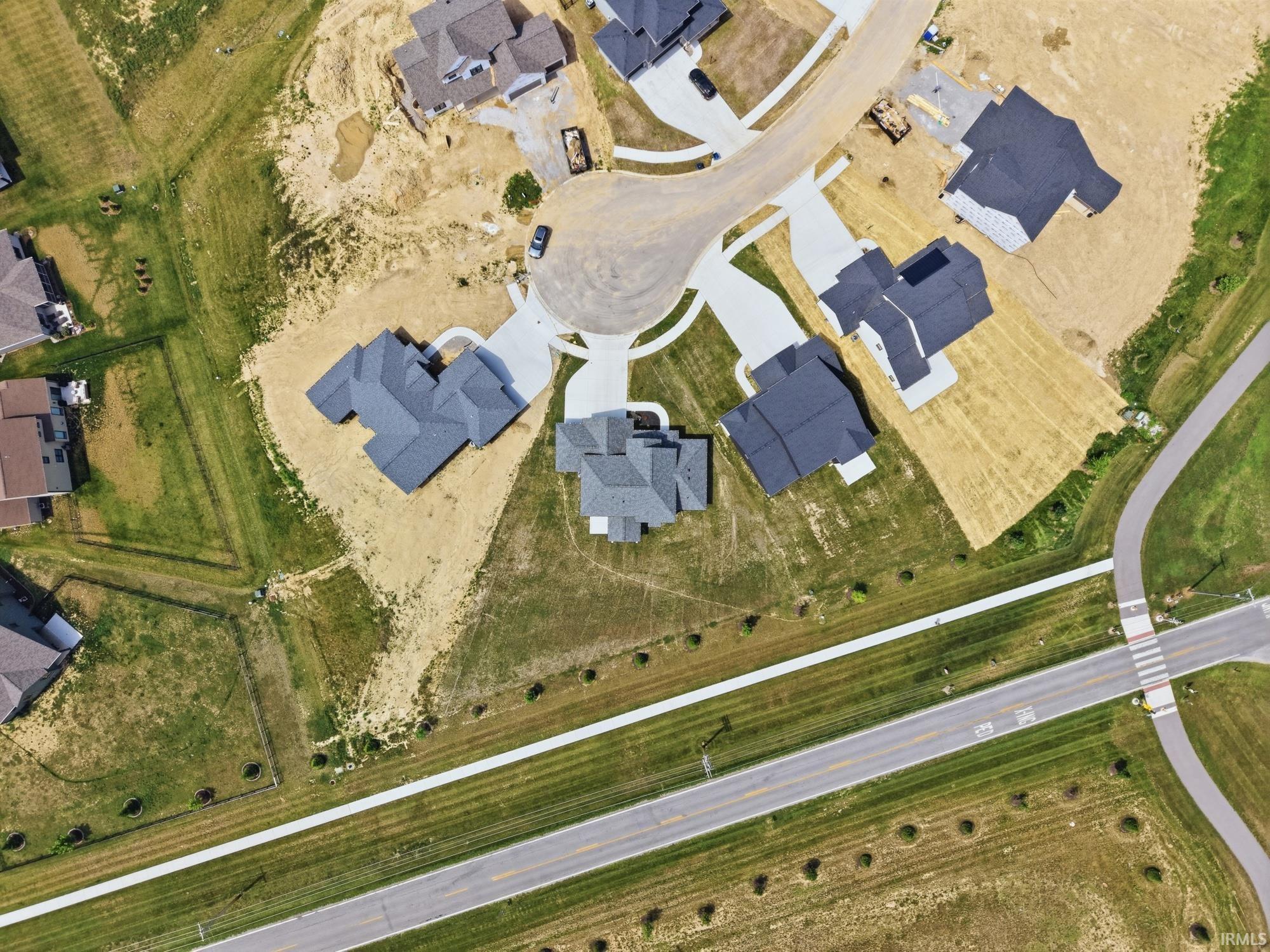 17650 Seahawk Lane Huntertown, IN 46748 - Photo 4 of 50