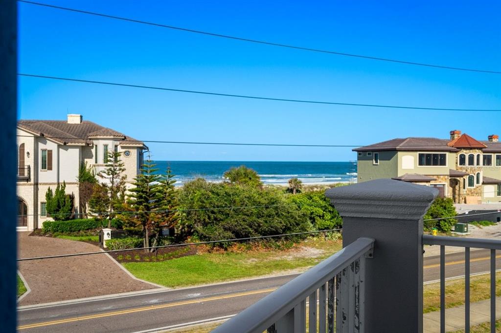 2 Mar Azul North Ponce Inlet, FL 32127 - Photo 78 of 98 a front view of a house with garden