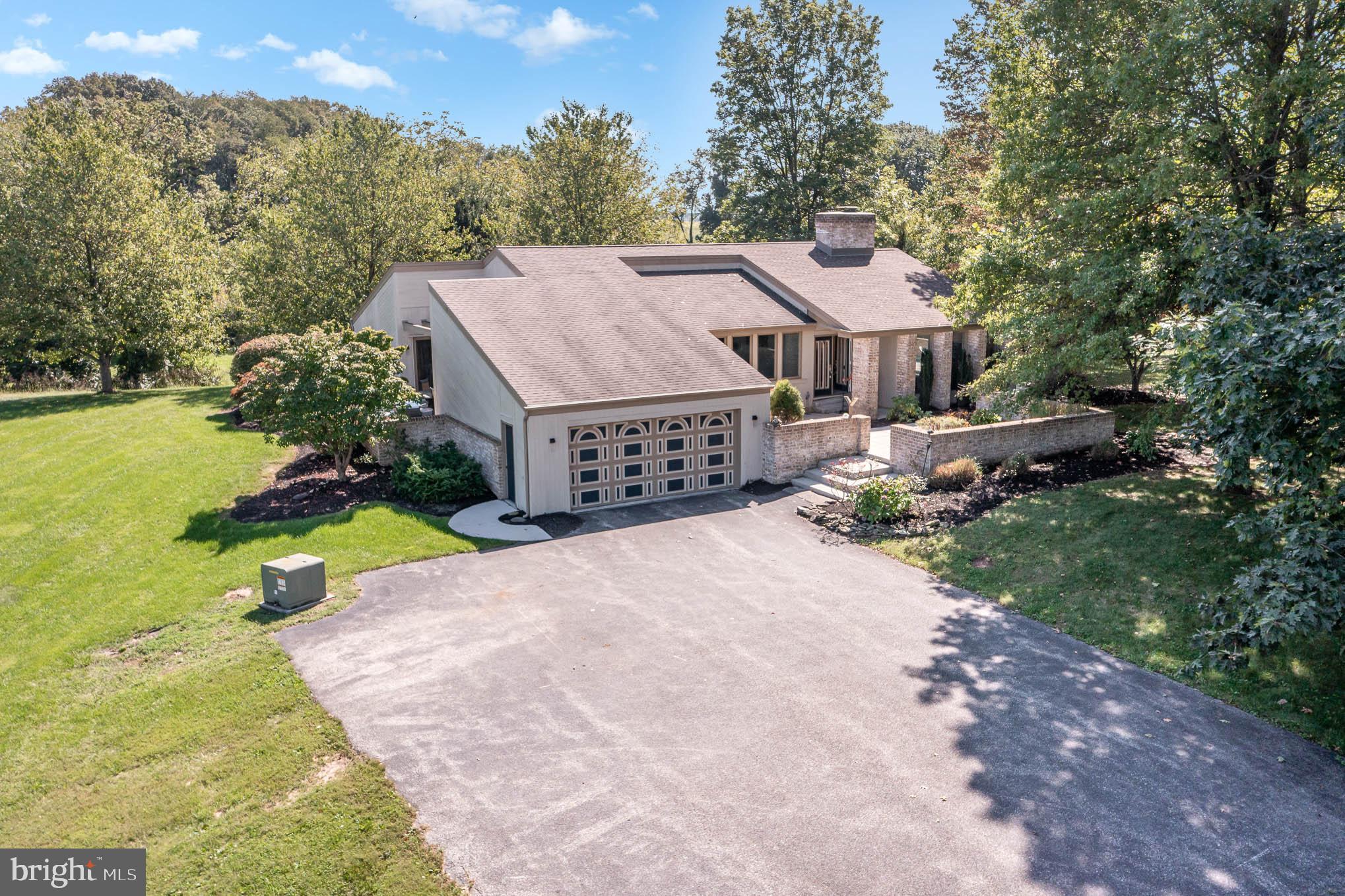 4749 Hanover Road Hanover, PA 17331 - Photo 3 of 40