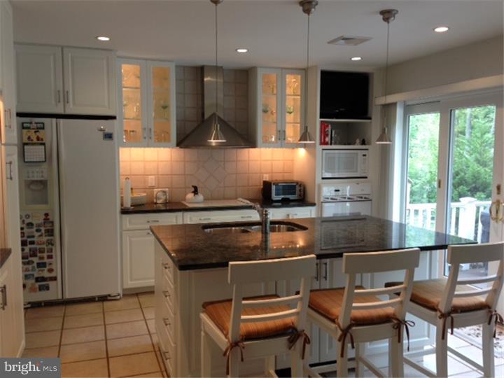 239 Deer Run Road Media, PA 19063 - Photo 3 of 11 Gallery Image 3