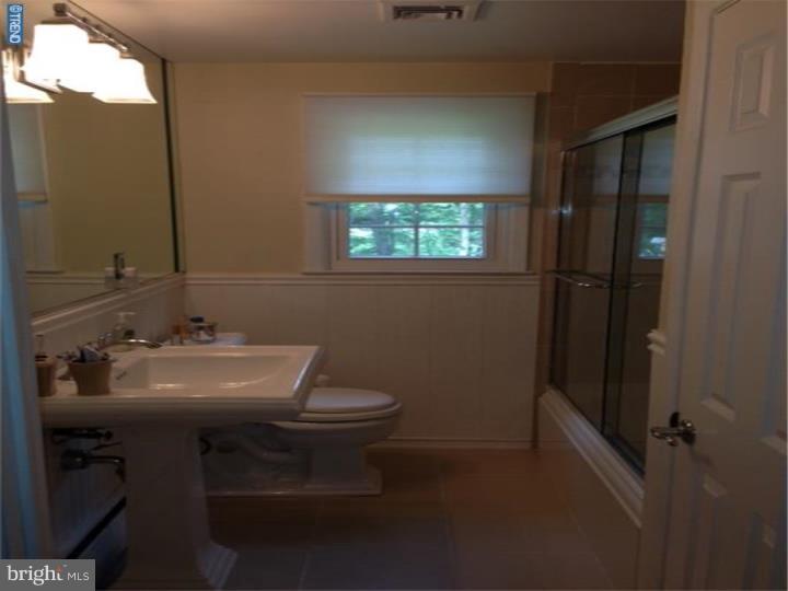 239 Deer Run Road Media, PA 19063 - Photo 9 of 11 Gallery Image 9