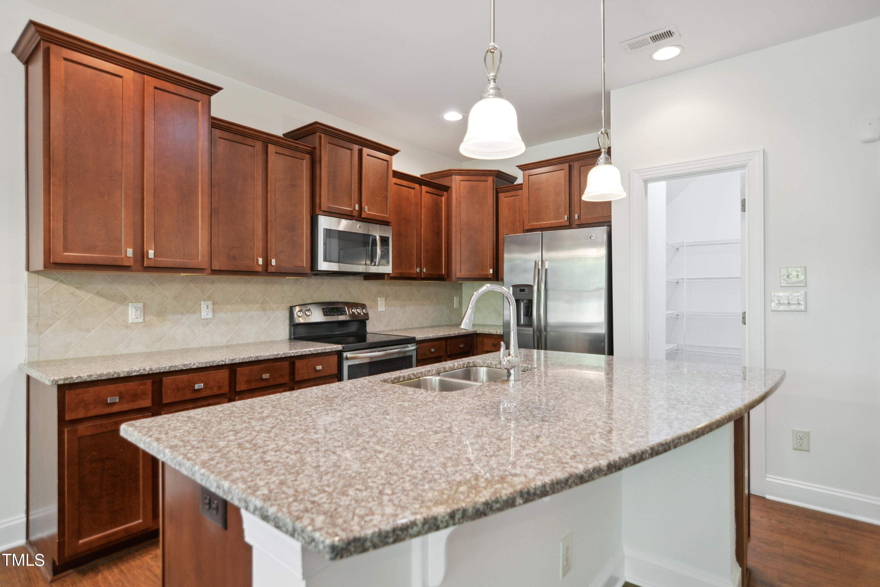 150 Token House Road Durham, NC 27703 - Photo 7 of 17 05