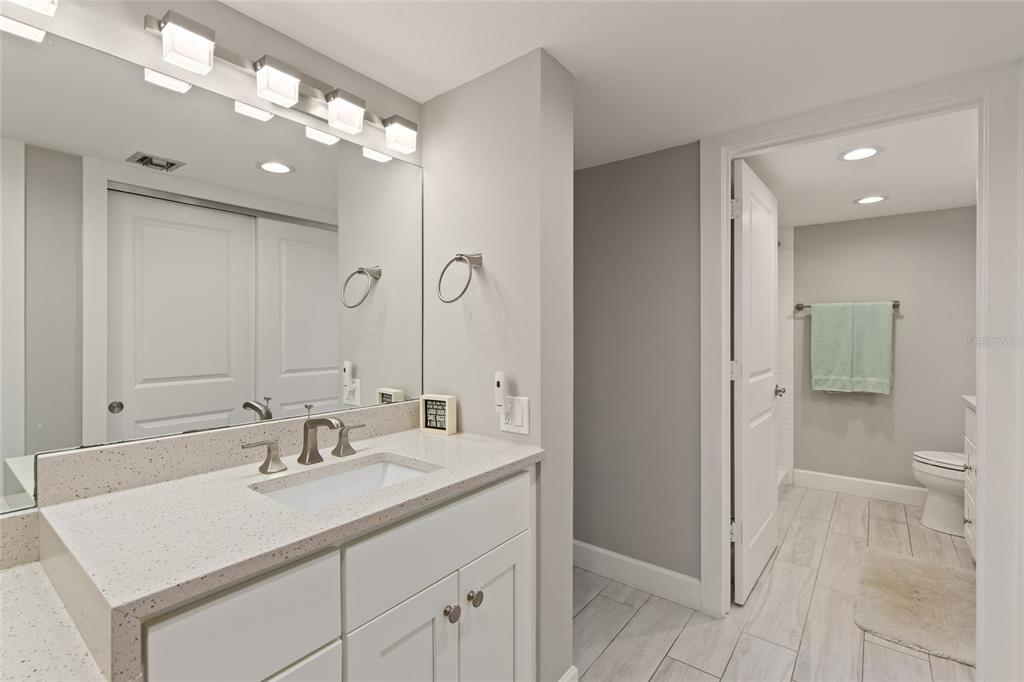 6266 Midnight Pass Road, Unit 404 Sarasota, FL 34242 - Photo 30 of 74